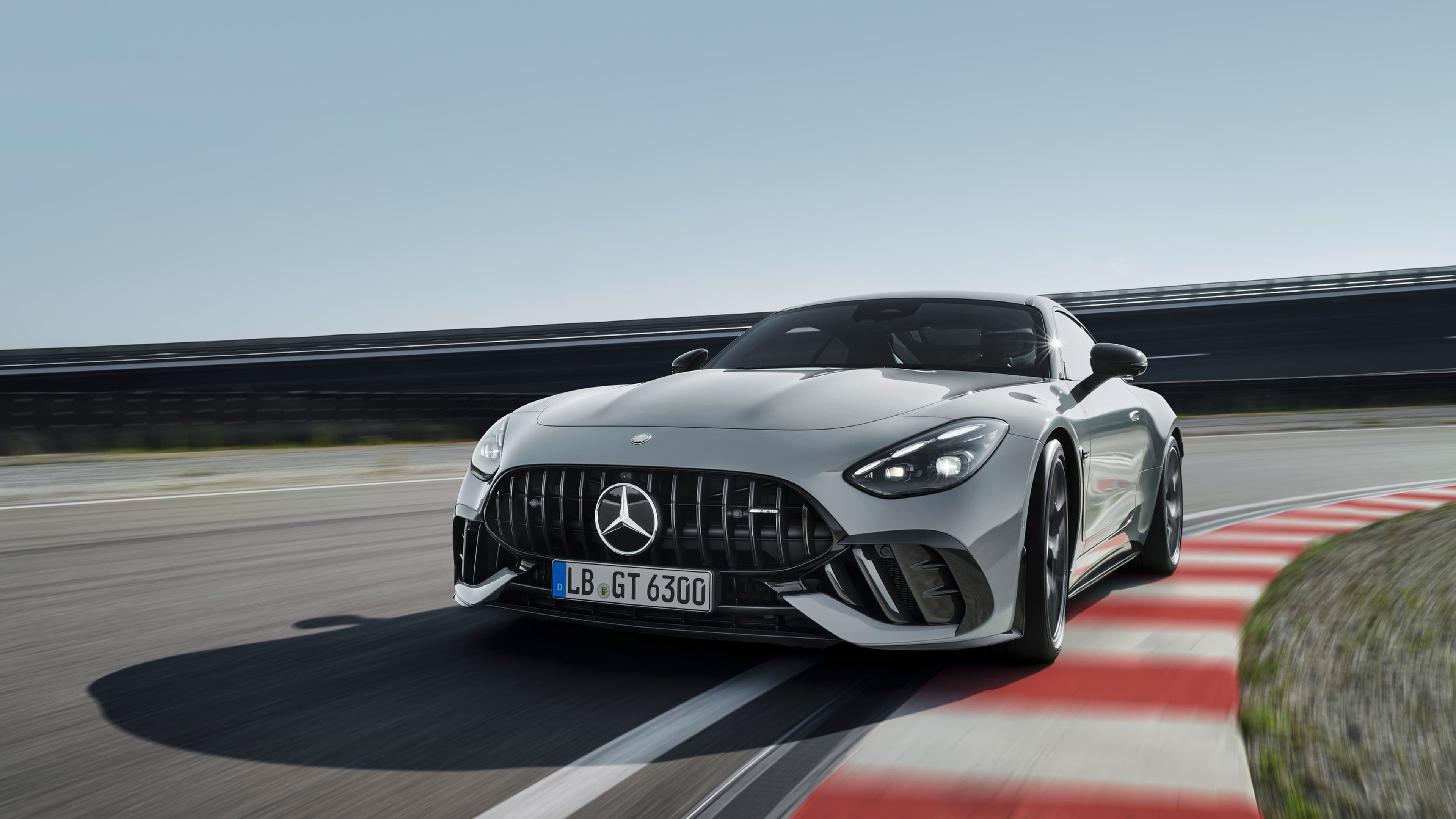 Mercedes logo